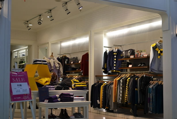 服裝店裝修、服裝店設(shè)計(jì)、服裝店裝修效果圖