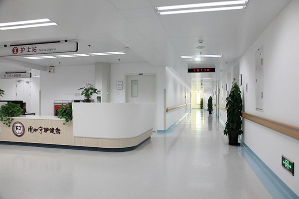 300-400平米小型醫院翻新裝修大概多少錢?